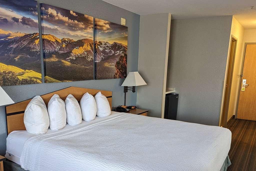 Days Inn & Suites By Wyndham Castle Rock Room photo